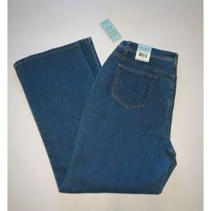Kim‎ Rogers blue jeans SZ 12P Petite straight leg New w/tags